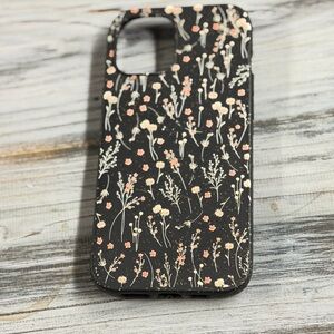Pela iPhone 12/13 Pro Max Case